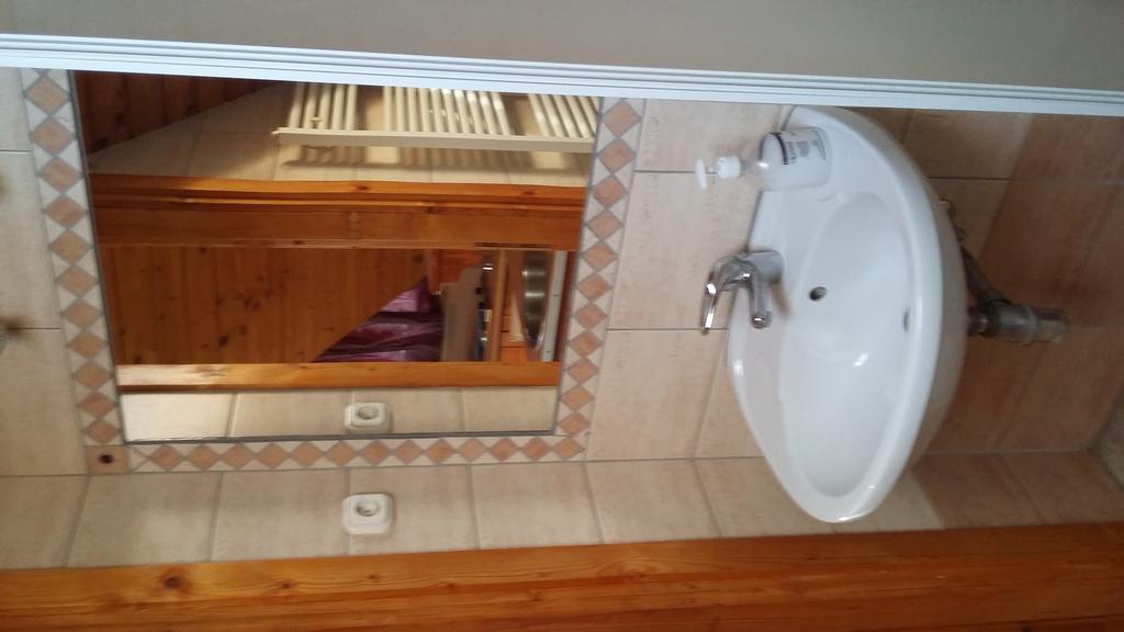 Keramiapark Guesthaus Hotell Budapest Exteriör bild