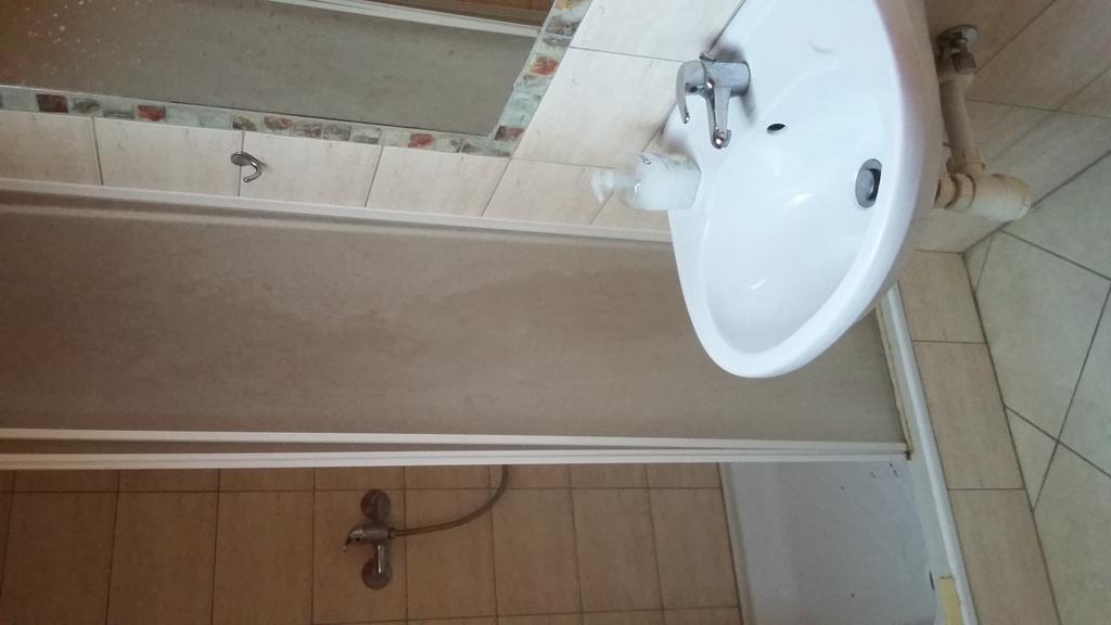 Keramiapark Guesthaus Hotell Budapest Exteriör bild